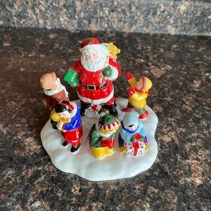 The Original Snow Village Santa Comes to Town 1995